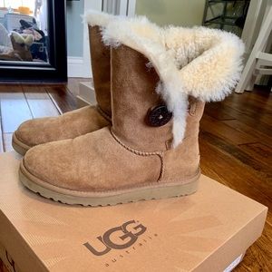 UGG | Chestnut Bailey Button Boots